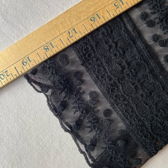 Forever 21 Black Sheer Boho Lace Cardigan Size Medium - Picture 10 of 10